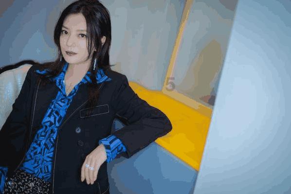 逃离金色蜜蜂森林